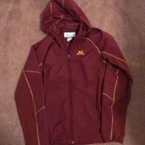 Maroon and gold Columbia raincoat 🦋